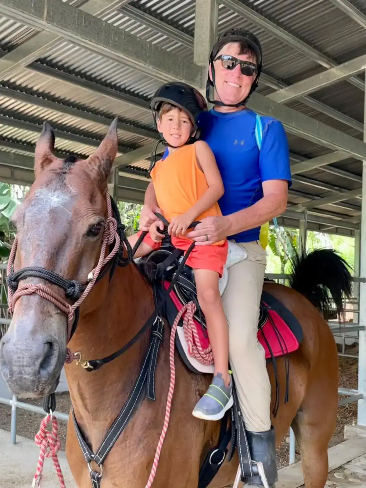 Rio Celeste Tour - Volcano Tenorio Horseback Tour Grandpa & Grandson