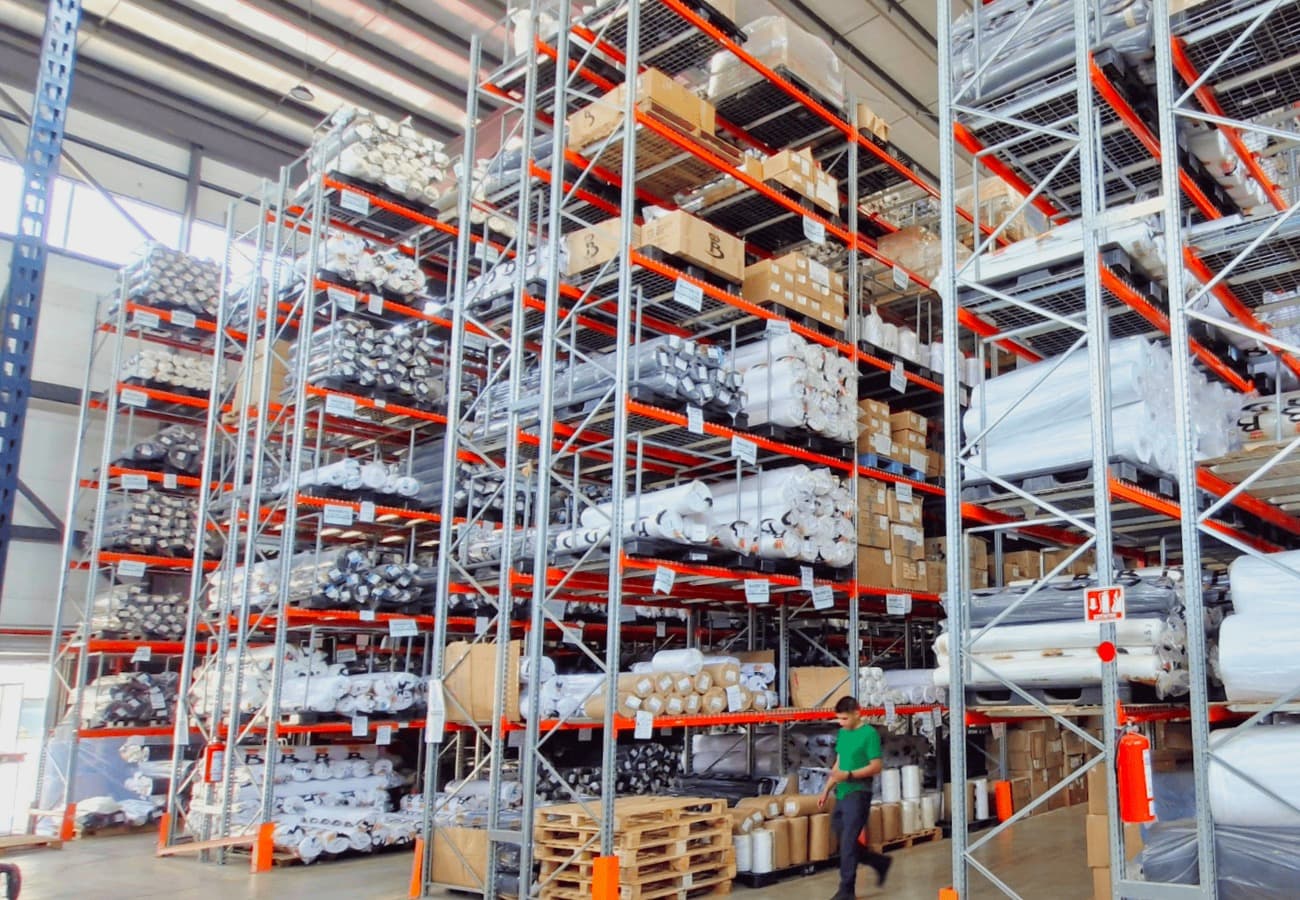 Textiles no tejidos almacenados en condiciones óptimas