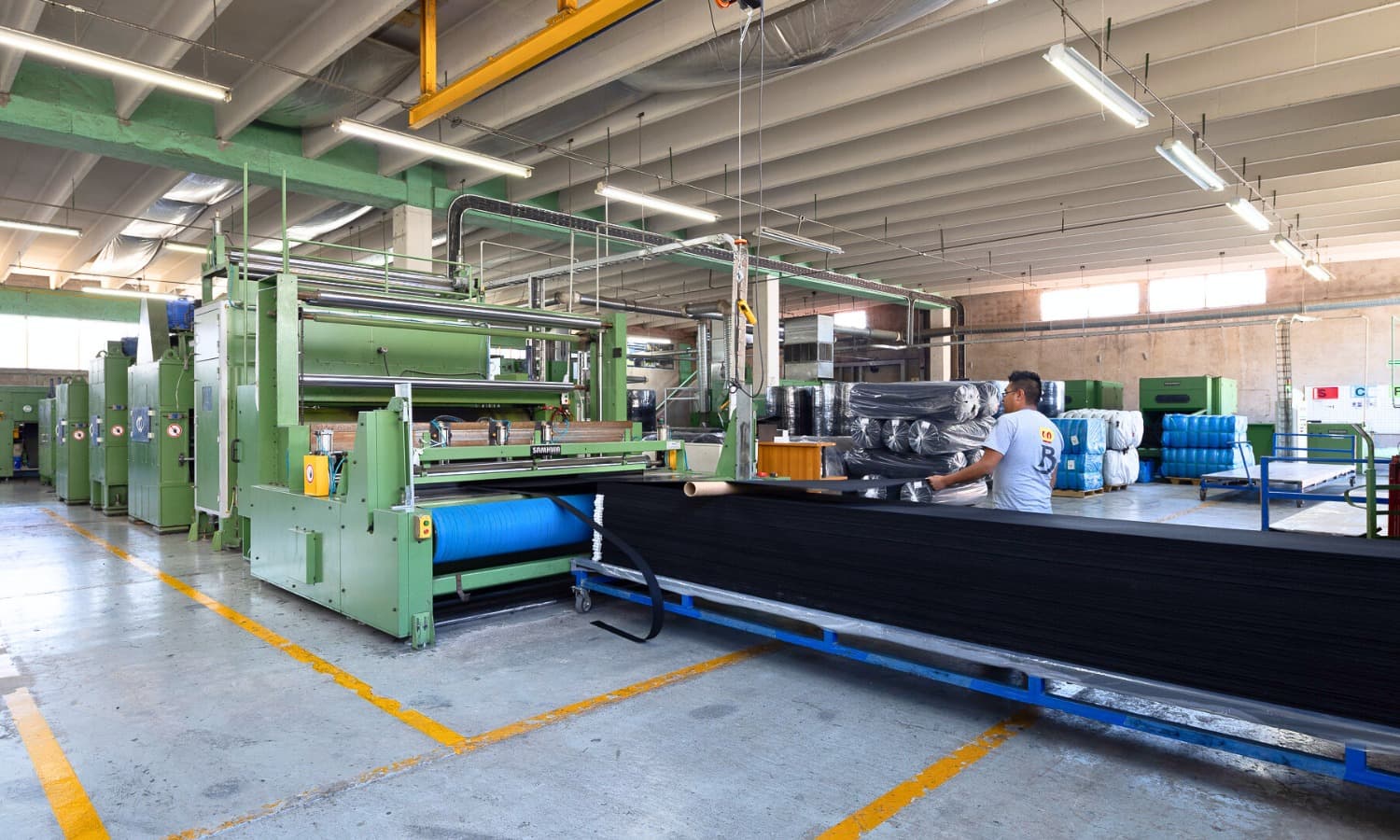 Producción de fieltro automotriz no tejidos industriales de brinco automotive