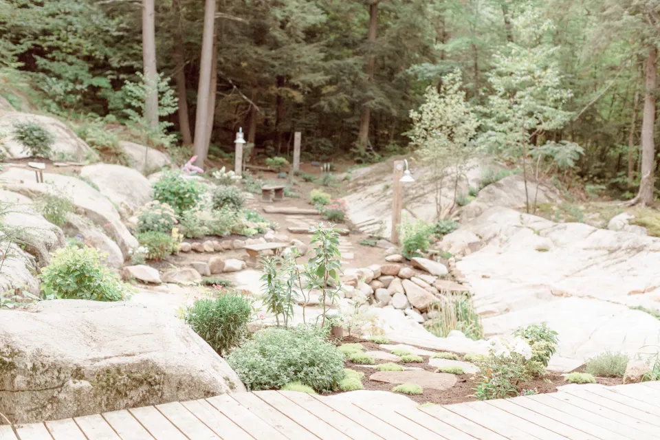 The Garden House - Getting Ready Space - Amy &. Nick | Le Belvedere at Wakefield in Quebec - Ottawa Wedding Venue - Grey Loft Studio