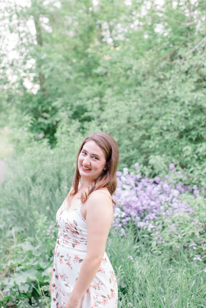 Ideas for what to wear for Engagement Photography, Modern Engagement Session Inspiration Wardrobe Ideas. Unsure of what to wear for your engagement photos, we've got you! Romantic white with Pink Flower dress for Spring Engagement in Ottawa. Grey Loft Studio is Ottawa's Wedding and Engagement Photographer for Real couples, showcasing photos that are modern, bright, and fun.