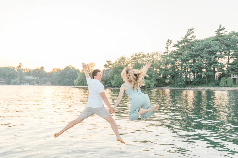 Boat Rides - Ideas for what to wear for Engagement Photography, Modern Engagement Session Inspiration Wardrobe Ideas. Unsure of what to wear for your engagement photos, we've got you! Romantic blue Romper and neutral Shirts and polo. Boat Shoes and Flip Flops. Engagement in Gananoque. Grey Loft Studio is Ottawa's Wedding and Engagement Photographer Videographer for Real couples, showcasing photos that are modern, bright, and fun.