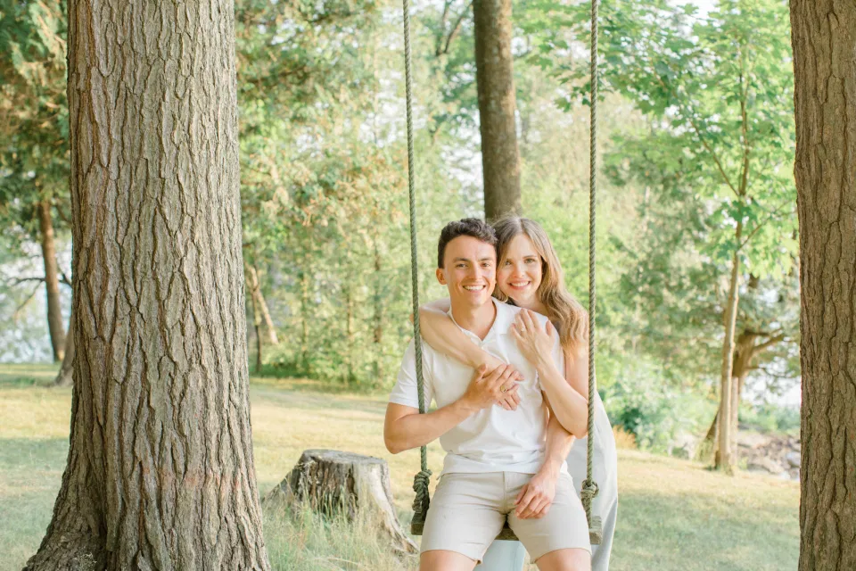 Ideas for what to wear for Engagement Photography, Modern Engagement Session Inspiration Wardrobe Ideas. Unsure of what to wear for your engagement photos, we've got you! Romantic blue Romper and neutral Shirts and polo. Boat Shoes and Flip Flops. Engagement in Gananoque. Grey Loft Studio is Ottawa's Wedding and Engagement Photographer Videographer for Real couples, showcasing photos that are modern, bright, and fun.