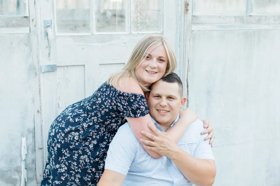 Summer Engagement Session inspiration - Neutrals, Blues, Flowy Dress - Floral Print Navy - Grey Loft Studio - Ottawa Wedding Photographer - Wedding Videographer - Fun, Natural, Bright Photo Video Team. - Photographe - Greyloft - Ottawa Engagement Pictures