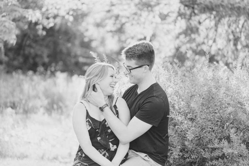 Black and white - must have - Cute Posing for Tall guys with short girls - Holding Hands Shot - Engagement Photo Poses- Posing while at Rideau Hall - Ideas for what to wear for Engagement Photography, Modern Engagement Session Inspiration Wardrobe Ideas. Unsure of what to wear for your engagement photos, we've got you! Romantic floral dress. Black Polo T-shirt & neutral pants . Boat Shoes and Fancy beaded wedges. Engagement downtown Ottawa. Grey Loft Studio is Ottawa's Wedding and Engagement Photographer Videographer for Real couples, showcasing photos that are modern, bright, and fun.