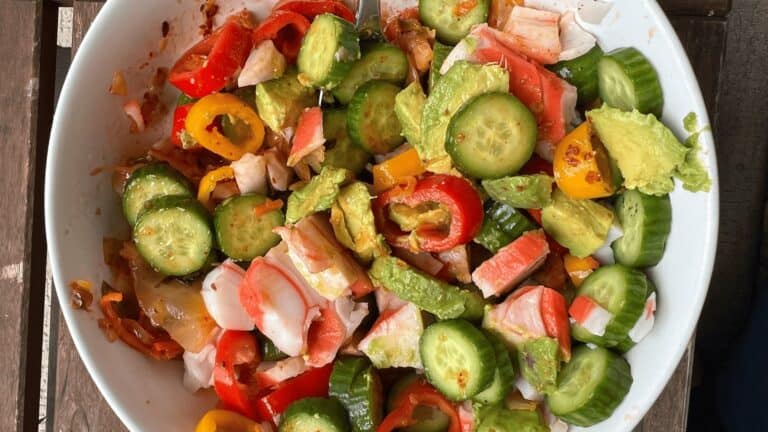 Fresh & Spicy Summer Salad: Cucumber & Crab with Avocado