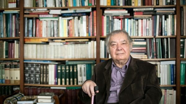 A 2012-ben Kossuth-nagydíjjal kitüntetett Csoóri Sándor író ürömi otthonában. MTI Fotó: Mohai Balázs