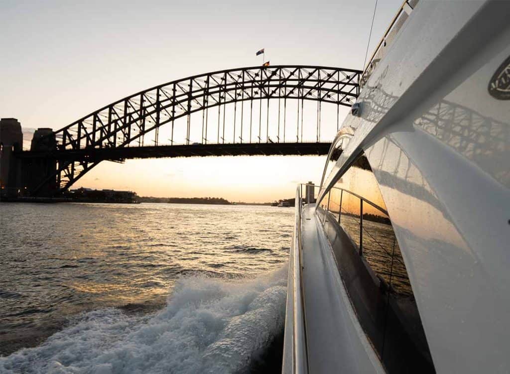 Como at sunset on Sydney Harbour luxury tour – Splendour Tailored Tours