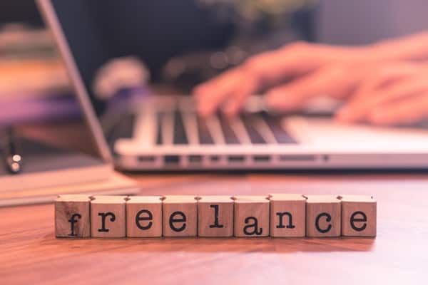 without investment earn money freelancing