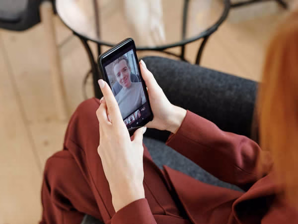 Terapia Reichiana online: quando funciona e o que depende de você 1 A Terapia Reichiana online é um recurso para quem está longe.