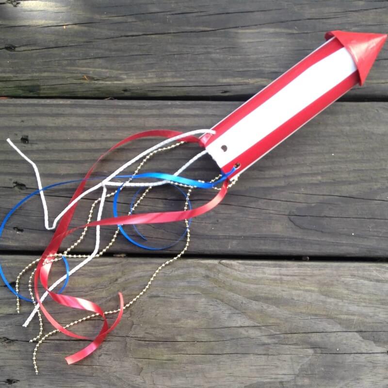 The Inspired Treehouse - Try this simple 4th of July craft and movement activity to keep kids entertained this holiday weekend!