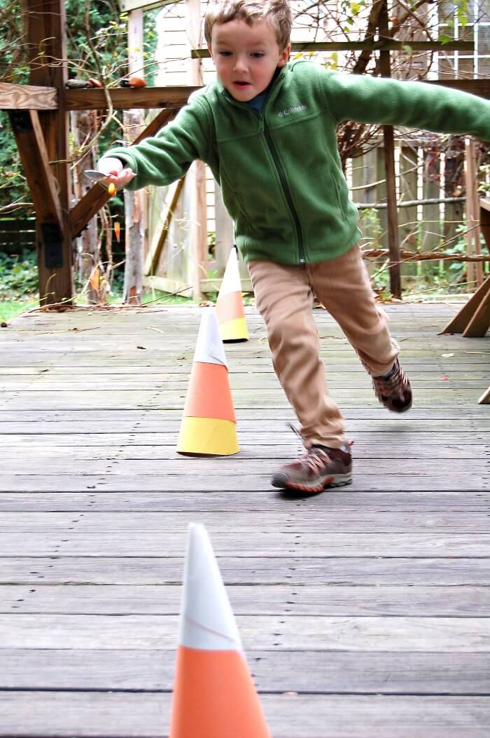 halloween games for kids candy corn relay featured and title resize