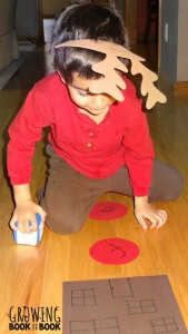 playing-reindeer-roll
