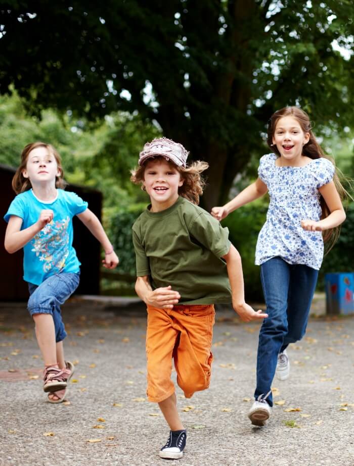 animal tag game for kids featured