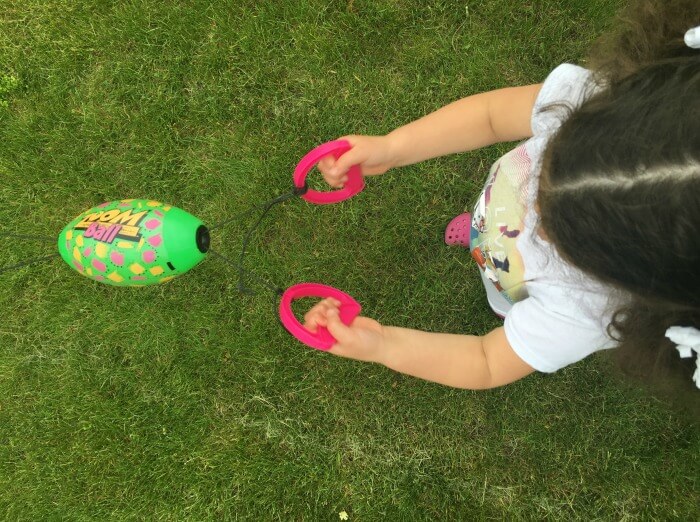 The Inspired Treehouse - Zoom Ball: 5 Fun Ways to Play! This awesome toy is a therapist's dream! Work on core strength, bilateral coordination, and more!