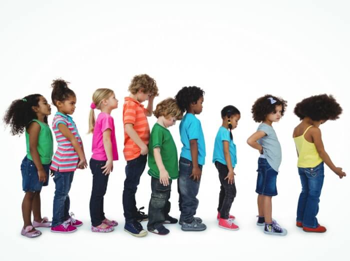 The Inspired Treehouse - Waiting and walking in line are important school-related skills for kids, but can be challenging for many. Check out these simple tips!
