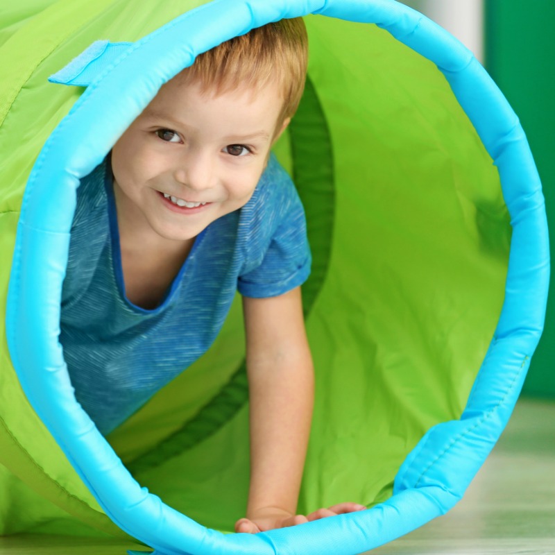 The Inspired Treehouse - These fun obstacle course ideas are the perfect way to promote developmental skills while keeping kids engaged and interested!