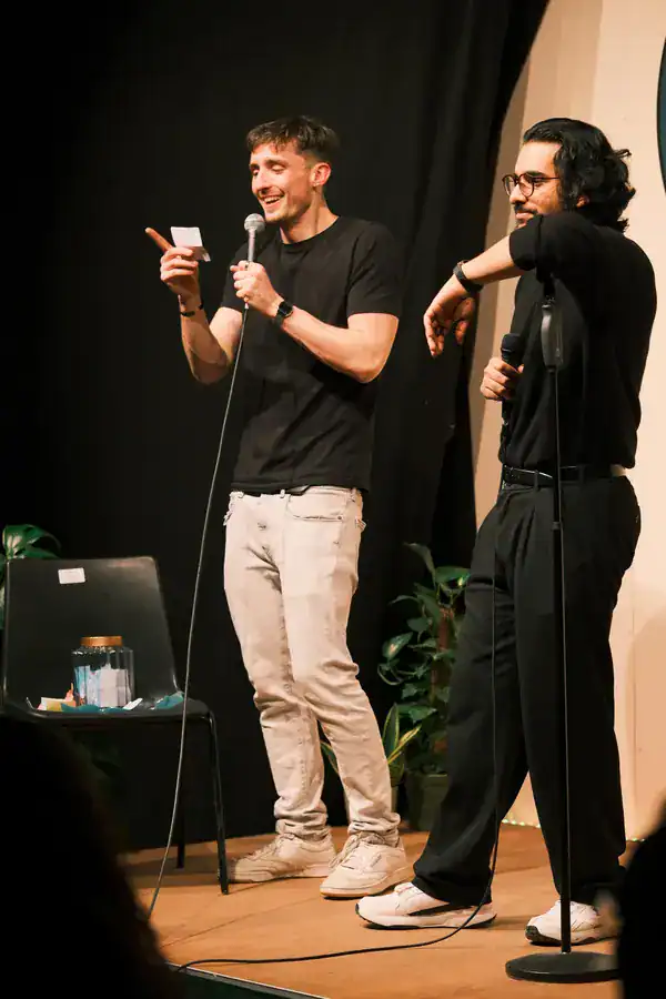Comedians solving an audience problem live at Jungle Jar