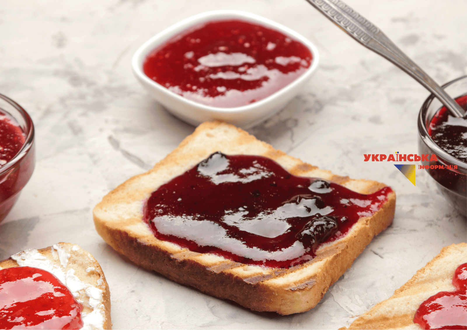 Thick blackcurrant jelly (jam) for the winter: A gelatin-free recipe that “has a spoon”