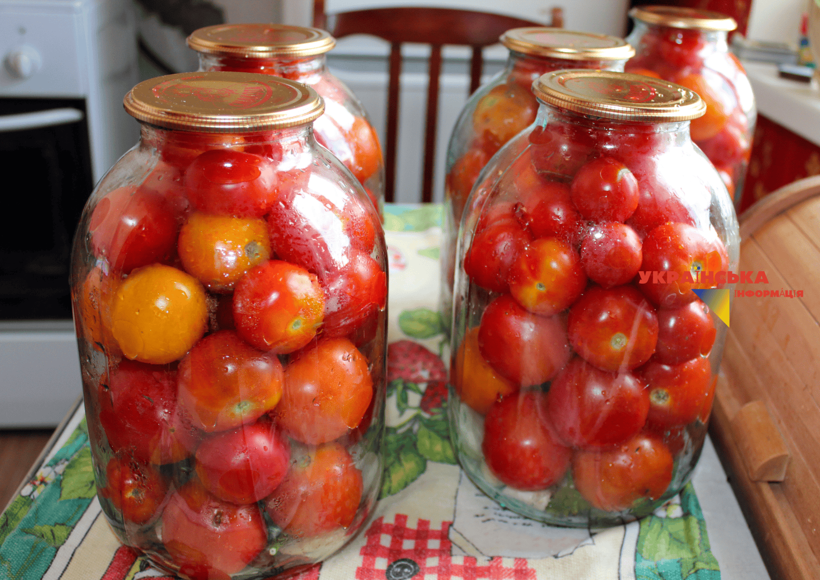 The best recipes for how to cover tomatoes for the winter so they don’t crack and are honey-sweet