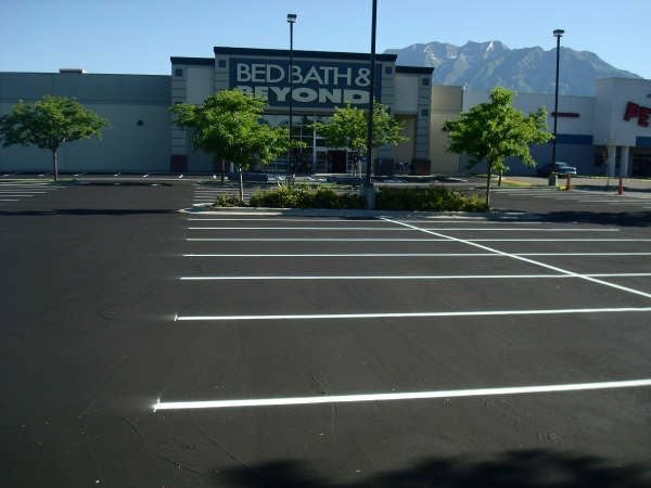 asphalt parking lot striping and lot marking in utah