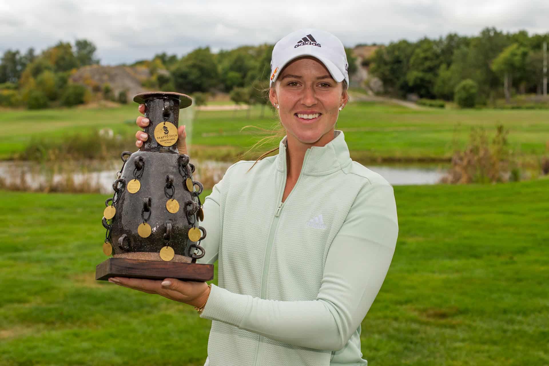 Linn Grant Win 4