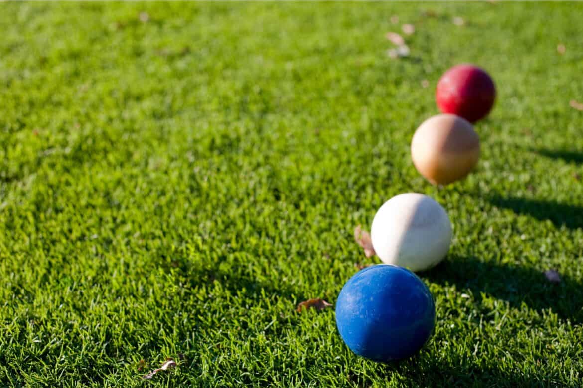 Golf tees