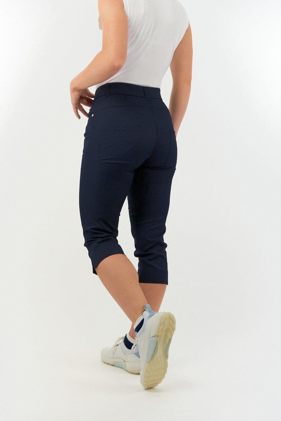 pure-golf-trust2-ladies-golf-capris-navy-2