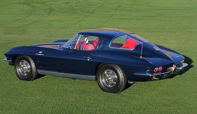 1963 Chevrolet Sting-Ray Split-Window Corvette
