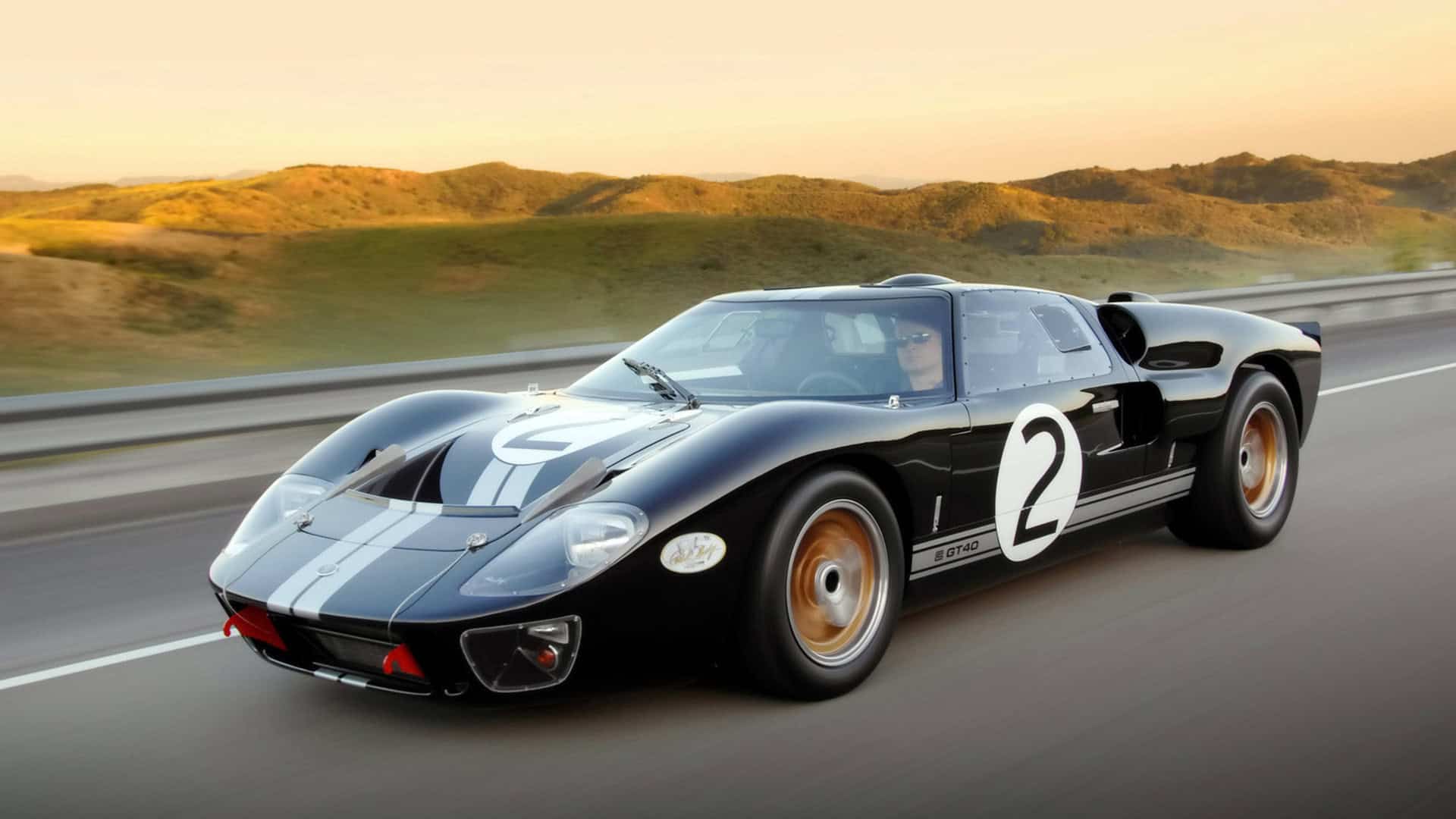 Ford GT40 in white