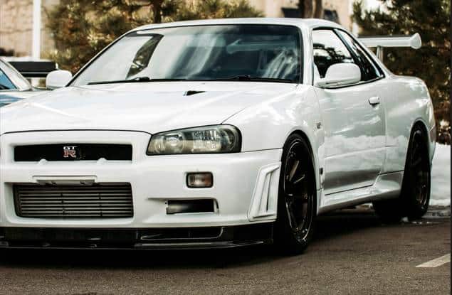 nissan GTR skyline in white