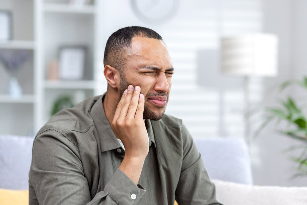 Teeth Whitening Treatments to Stay Away From: What Your Oak Park Dentist Wants You to Know