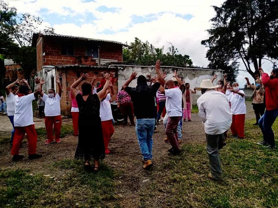 Conmemoración del adulto mayor en Giraldo