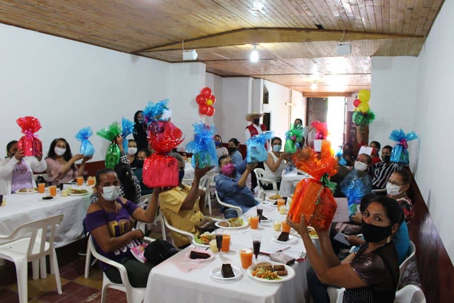 Angostura conmemora a las madres líderes de Familias en Acción
