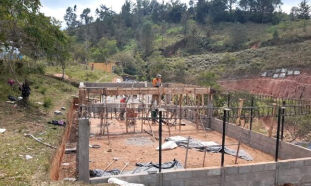 Avances en vivienda y relleno sanitario en Angostura