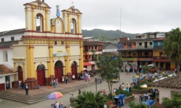 Un muerto y dos heridos dejaron ataques con explosivos en Anorí