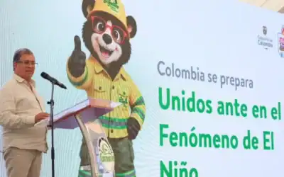 Ministro pide reducir consumo de agua y energía por El Niño
