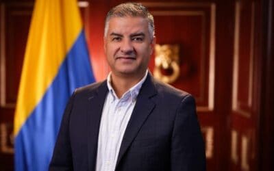 Berrio propone exigir título y experiencia para ser ministro en Colombia