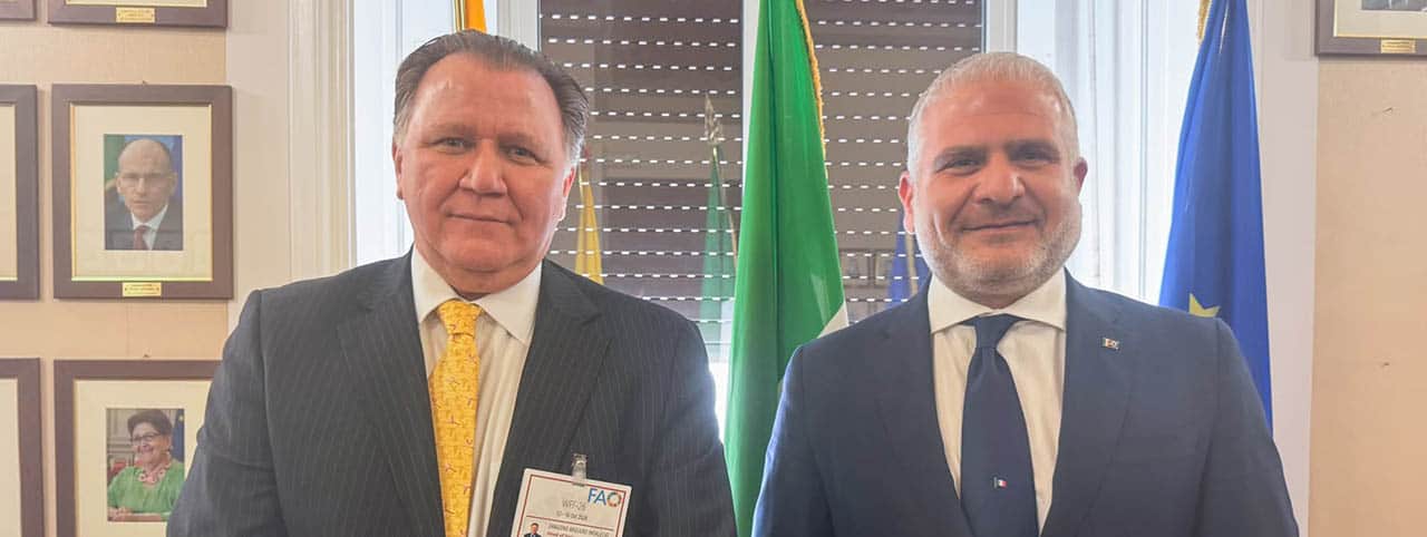 Imagen institucional sobre agro colombiano y cooperación con Italia