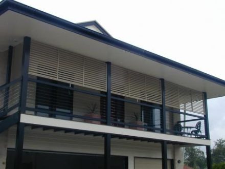 aluminium privacy screen