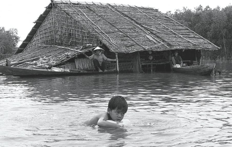 http://oloommagazine.com/Images/Articles/2011/5-6/2011_05_06_043_a.jpg