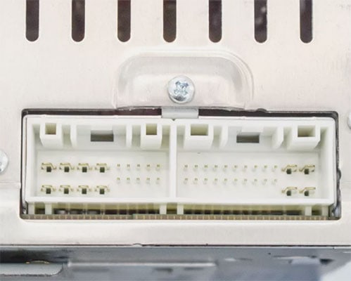 Autoradio Adapter CAN-B Stecker, Innenansicht.