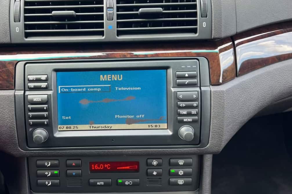 Autoradio Adapter CAN-B, Bildschirm, Menü.