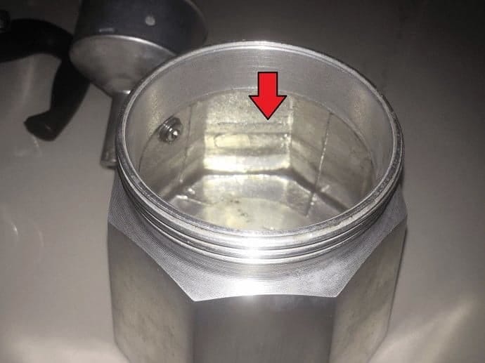 showing the fill line inside of the Moka Pot 