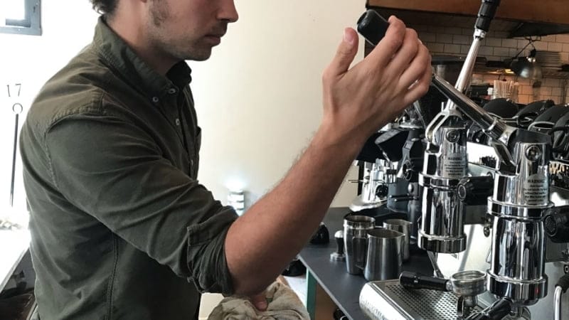 How Does A Manual Espresso Machine Work?