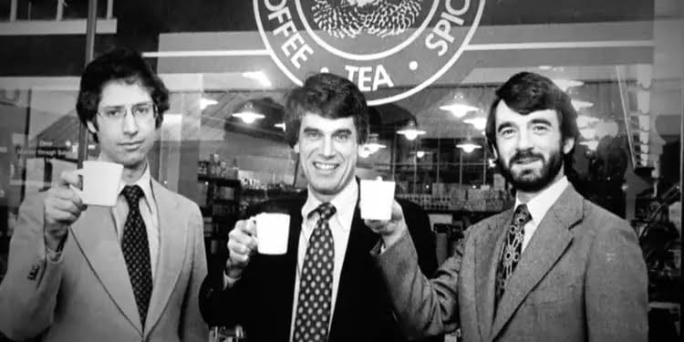 when did the first Starbucks open?