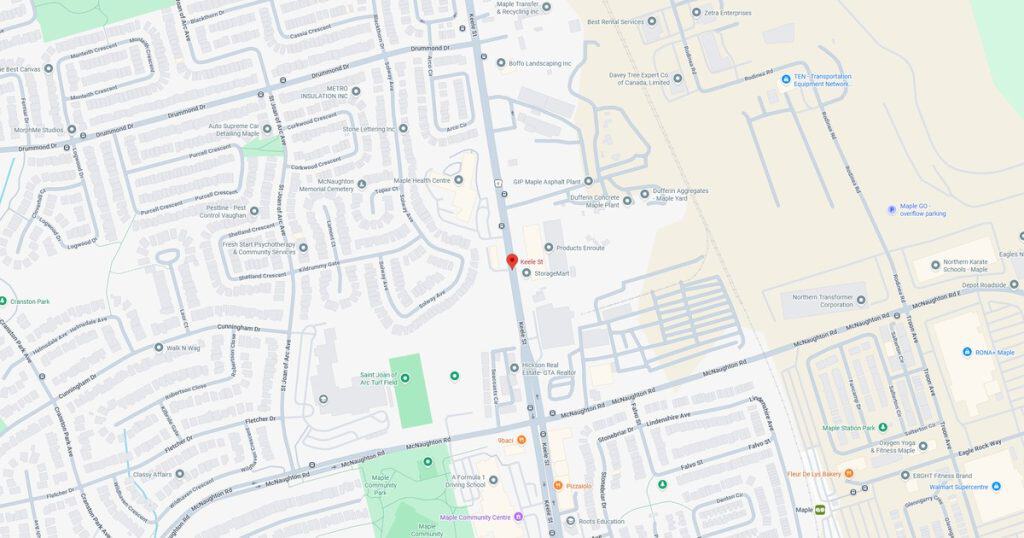 Detailed city map showing streets, parks, and landmarks.