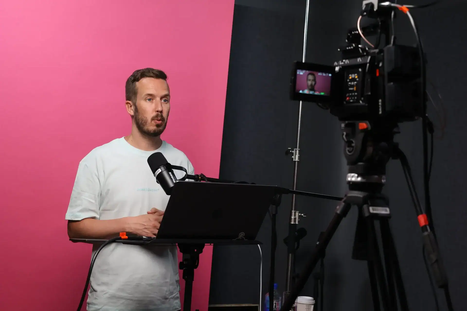 Darrell looking into the camera and hosting a webinar on how to maximize your customer's lifetime value