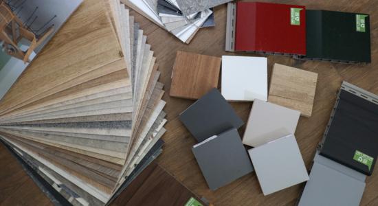Kleuren en materialen uitzoeken