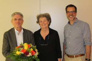 Am 5. Juli 2019 gewählt: Vorstand des Landesverbandes Nordrhein-Westfalen des Deutschen Kitaverbands Klaus Bremen (KinderHut gGmbH, Essen) (links) und Markus Bracht (educcare Bildungskindertagesstätten gGmbH, Köln) zusammen mit Waltraud Weegmann (Vorsitzende des Deutschen Kitaverbandes).